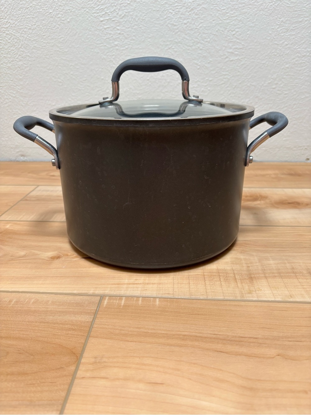 The Pampered Chef Stock Pot with Glass Lid and Soft-Grip Handles - Picture 3 of 14
